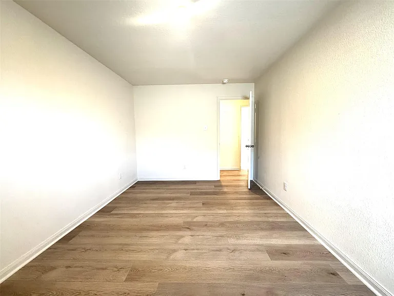 1001 Riverdale Cv — Photo 12