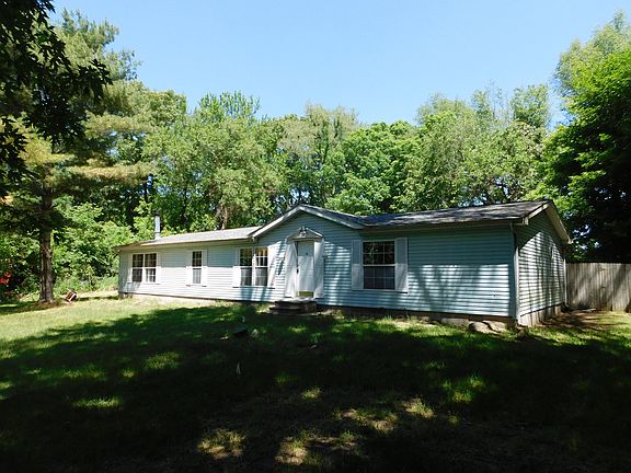 2nd image of 27134 Deerfield Ln