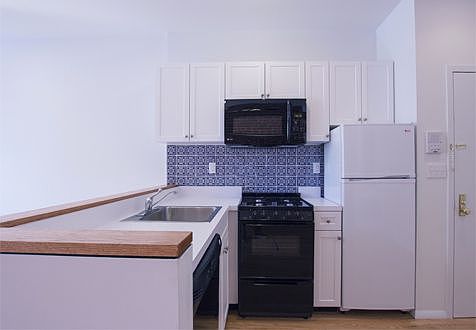 1st image of 1590 2nd Ave APT 3FS