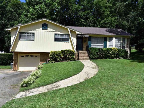 2nd image of 1712 English Knoll Ln