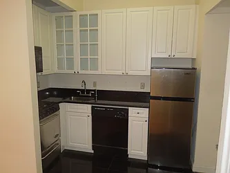 Rented by Mann Maurice A