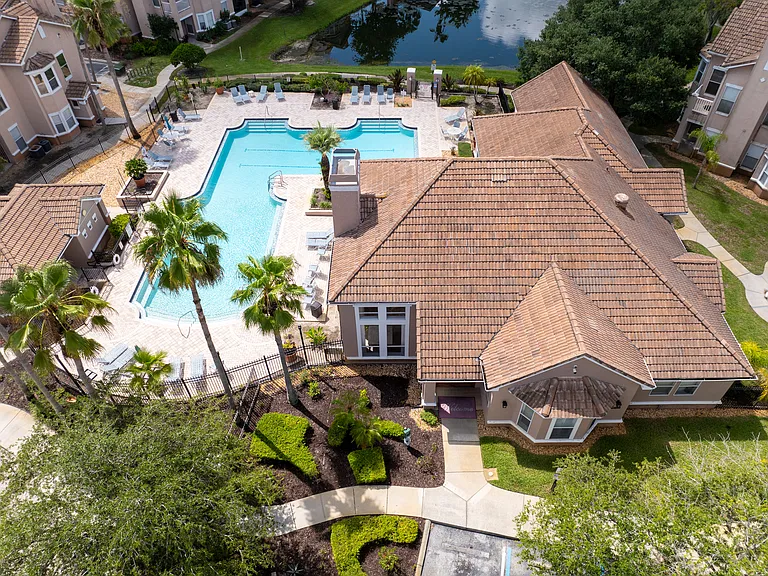 18107 Villa Creek Dr #18107 — Photo 2