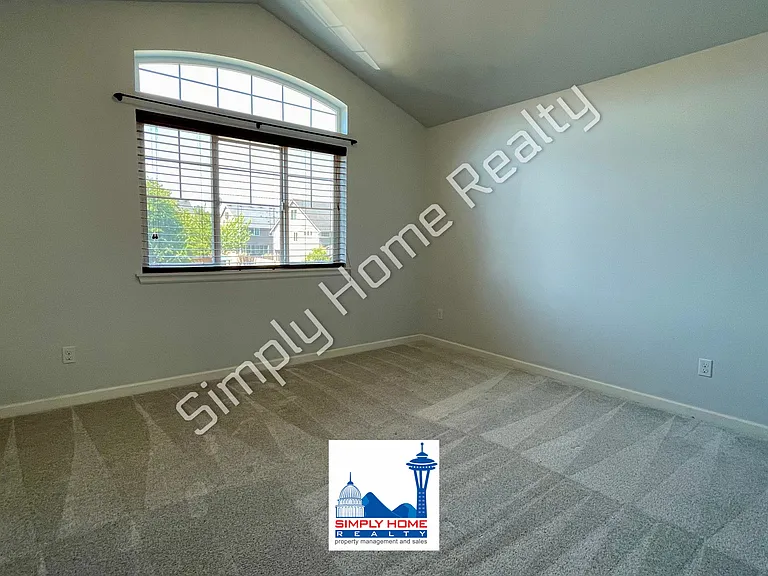 9967 Dotson St SE — Photo 10