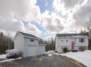 83 Edmund Rd, Enfield, NS B2T1A8