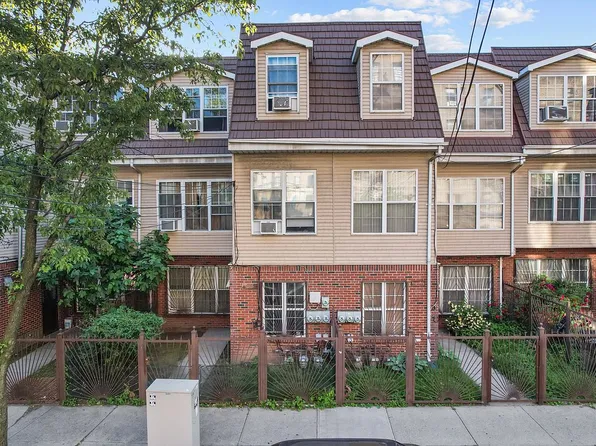 1215 Woodycrest Ave, Bronx, NY 10452