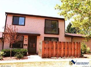 15279 Pine Hill Trl #15, Cleveland, OH 44130