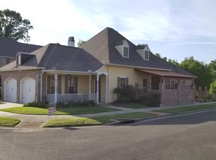 300 N Montauban Dr, Lafayette, LA 70507