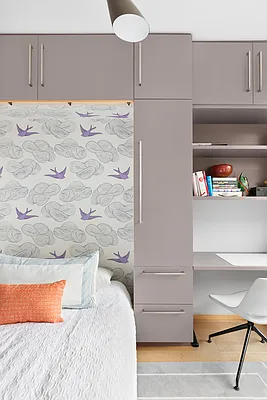 Sold by Compass | media 25