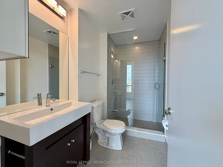 840 Queens Plate Dr #1601 — Photo 8