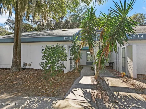 1210 WONDERWOOD Drive, Jacksonville, FL 32233