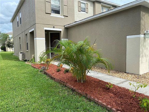 4th image of 19563 Timberbluff Dr