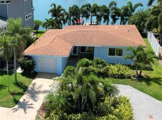 17073 Dolphin Dr, North Redington Beach, FL 33708
