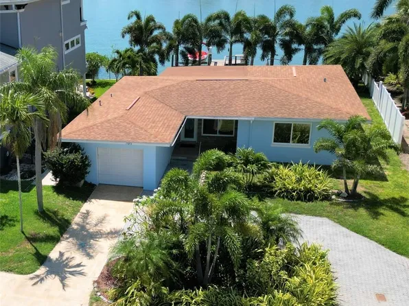 17073 Dolphin Dr, North Redington Beach, FL 33708