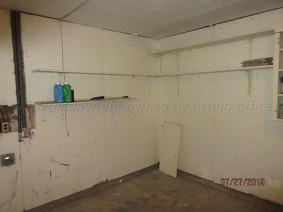 4th image of 1212 E Foster Ave