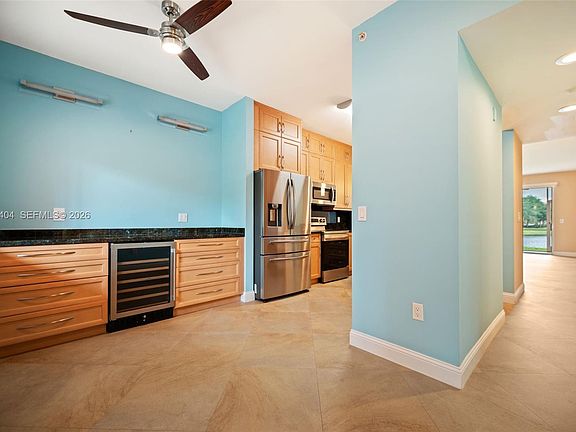 5th image of 7765 Yardley Dr APT 115