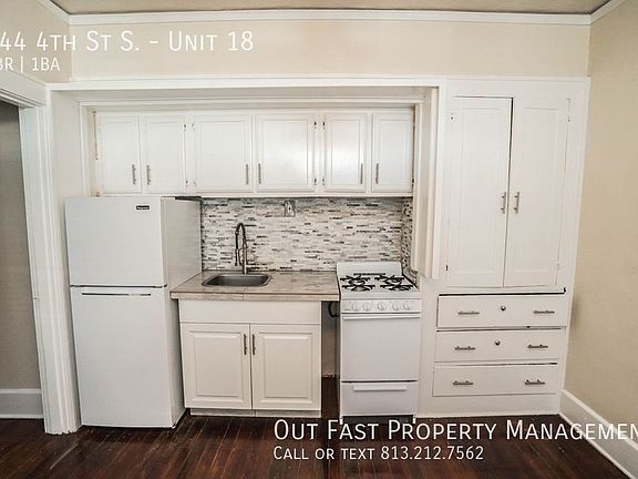 4th image of 344 4th St S #18