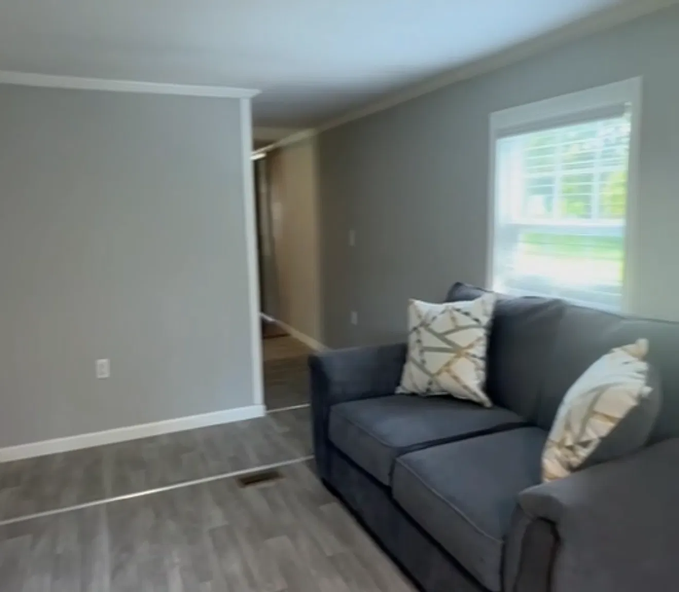 2 bed, $900 — Photo 3
