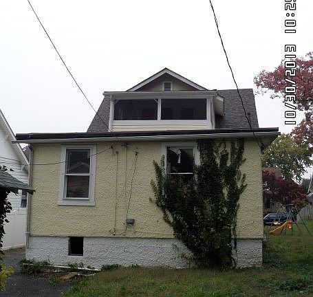 5th image of 3113 Tyndale Ave