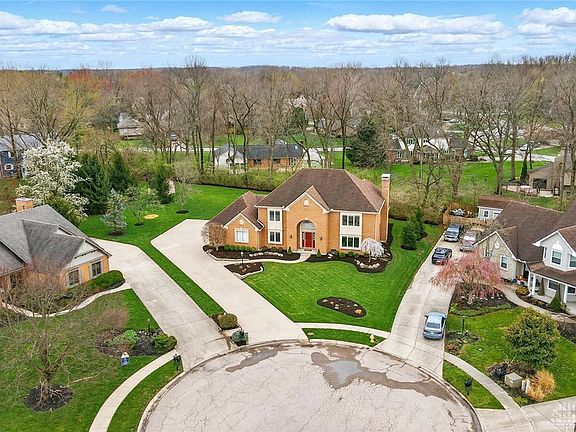3rd image of 10180 Apple Springs Dr