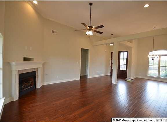 5th image of 1580 Sledgefield Ln