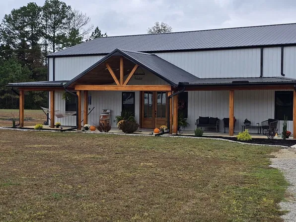 135 Daisy Ln, Savannah, TN 38372