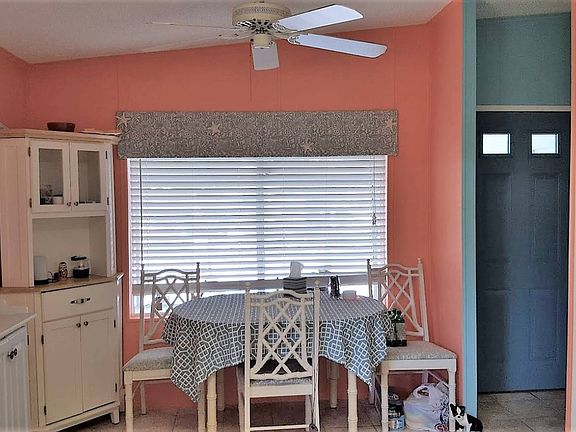 3rd image of 1191 Juanita Cir