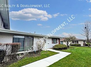 37 Tonset Ct, Schaumburg, IL 60193