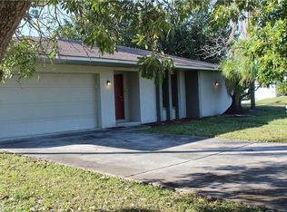 17368 Braddock Rd, Fort Myers, FL 33967