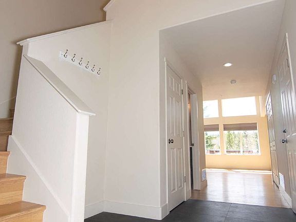 2nd image of 55 Salt Lick Cir