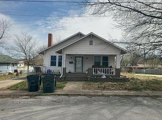 322 S Hazel St, Mount Vernon, MO 65712