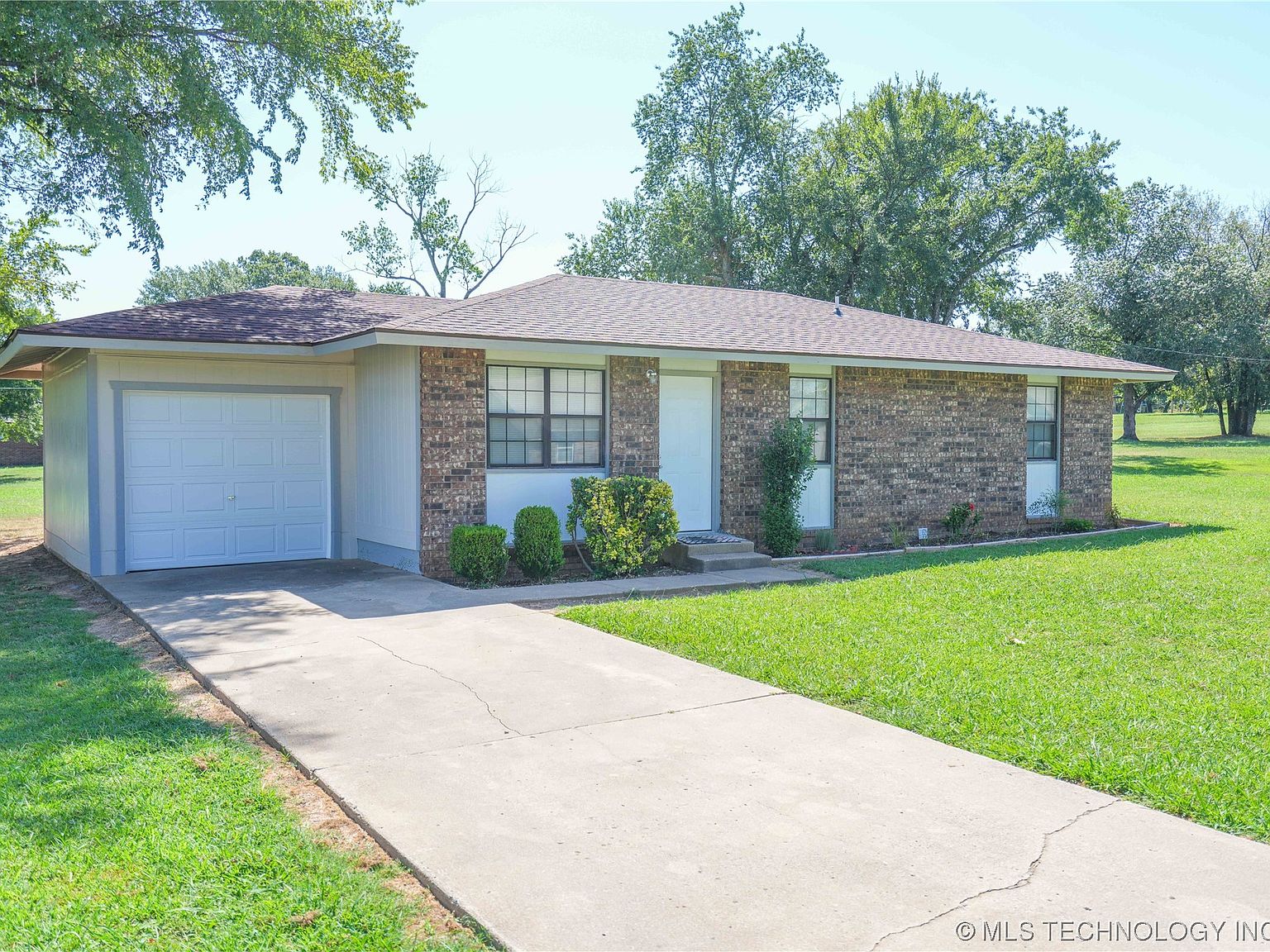 1916 N Spillman St, Sallisaw, OK 74955 Zillow