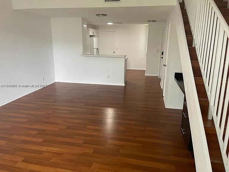 1001 Sorrento Dr — Photo 13
