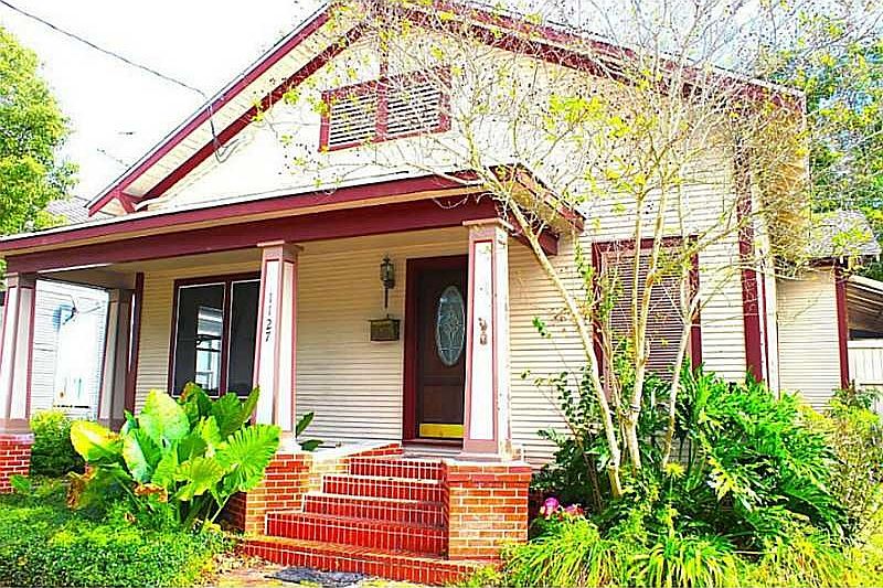 1st image of 1127 Hodges St
