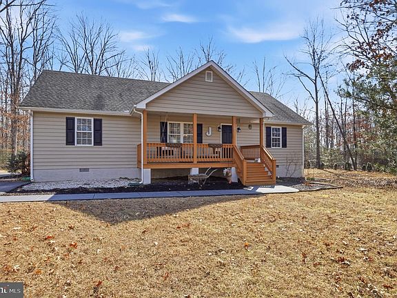 3rd image of 181 Winding Ridge Way