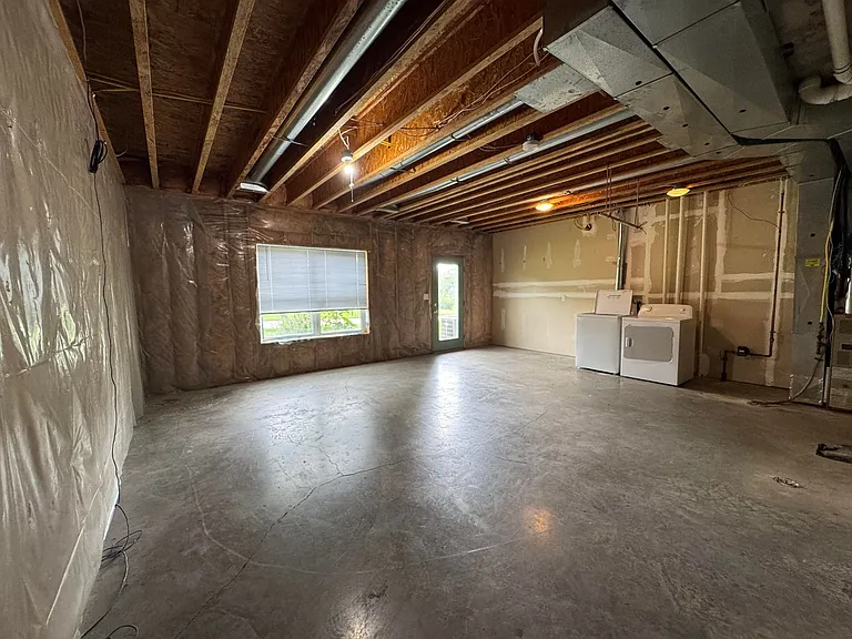 1039 Scott Park Dr — Photo 14