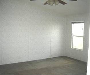 4th image of 4748 Sagebrush Dr