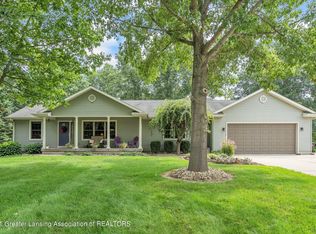 8662 River Bend Dr, Portland, MI 48875