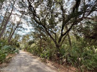 8 Dogwood Trl, Southport, NC 28461