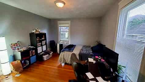 2nd image of 20 Sargent Ave Floor 1