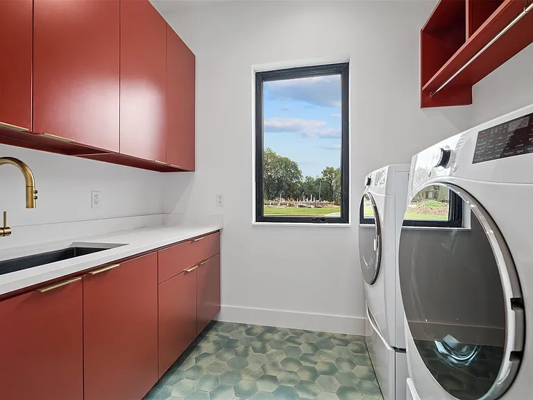 200 N Lake Hills Dr — Photo 30