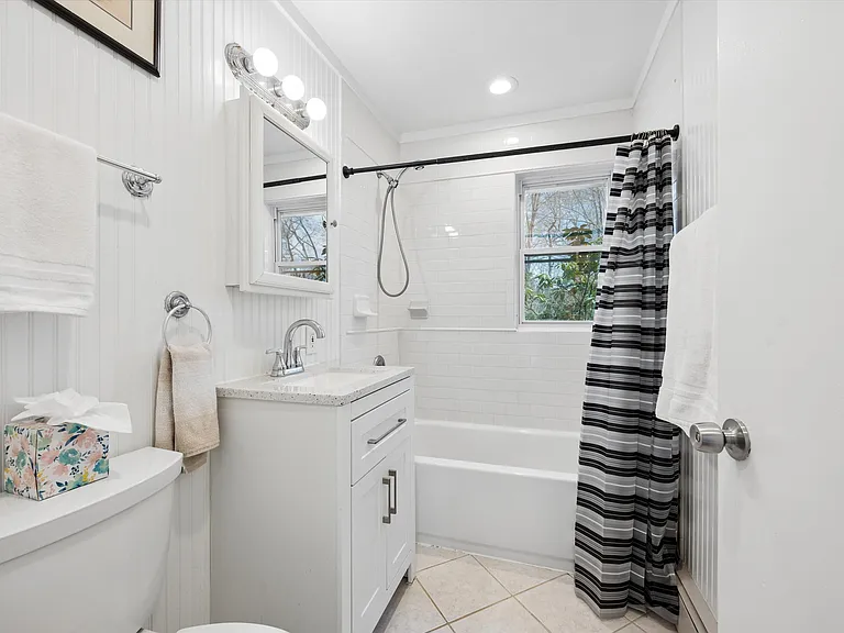 50 Hazelwood Ave — Photo 8