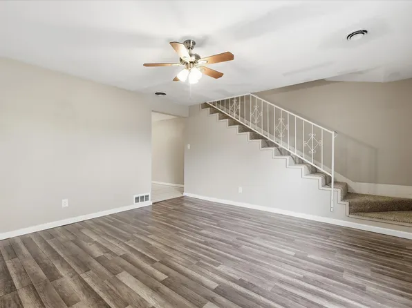 1910 W Sanford St APT A, Arlington, TX 76012