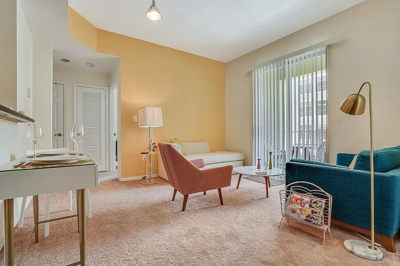 2 bed, 1131 sqft, $2,800 — Photo 4