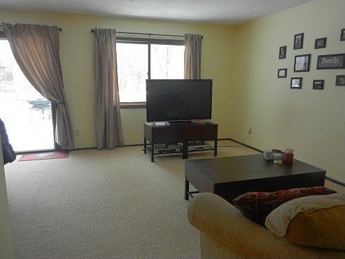 4th image of 12234 Oak Leaf Cir