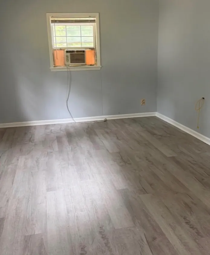 1 bed, 700 sqft, $1,200 — Photo 2