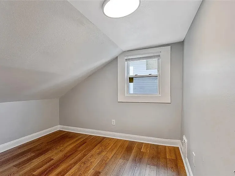 203 Maple St #ST1 — Photo 23