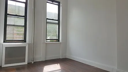 Rented by Chous Realty Group Inc