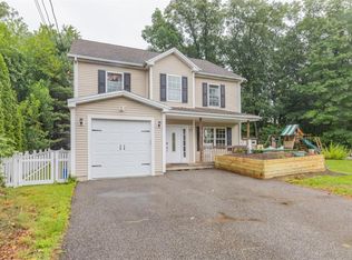29 Genoa Ave, Johnston, RI 02919
