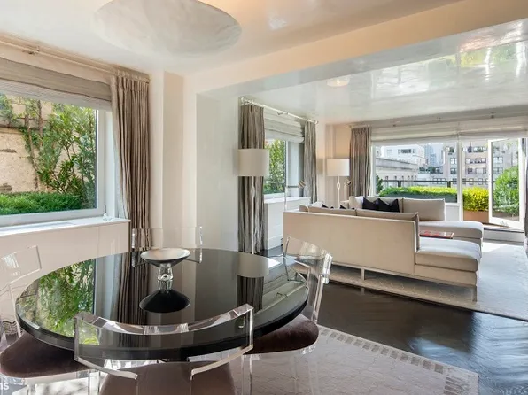 3 East 71st Street image 1 of 13