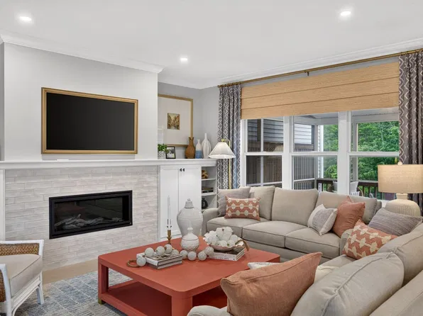 94 Aurora Sky #94, Plymouth, MA 02360